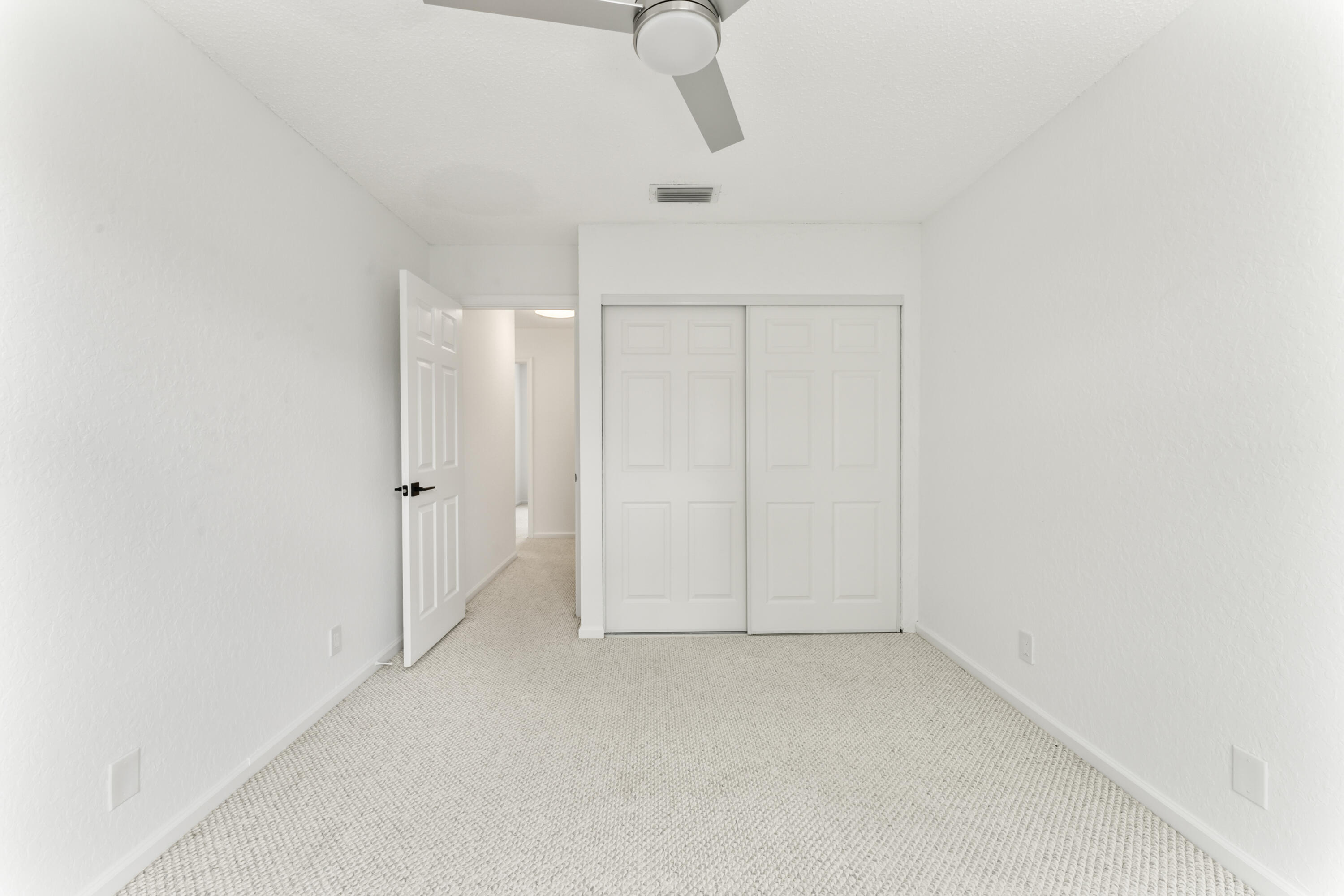 11447 NW 48th Court