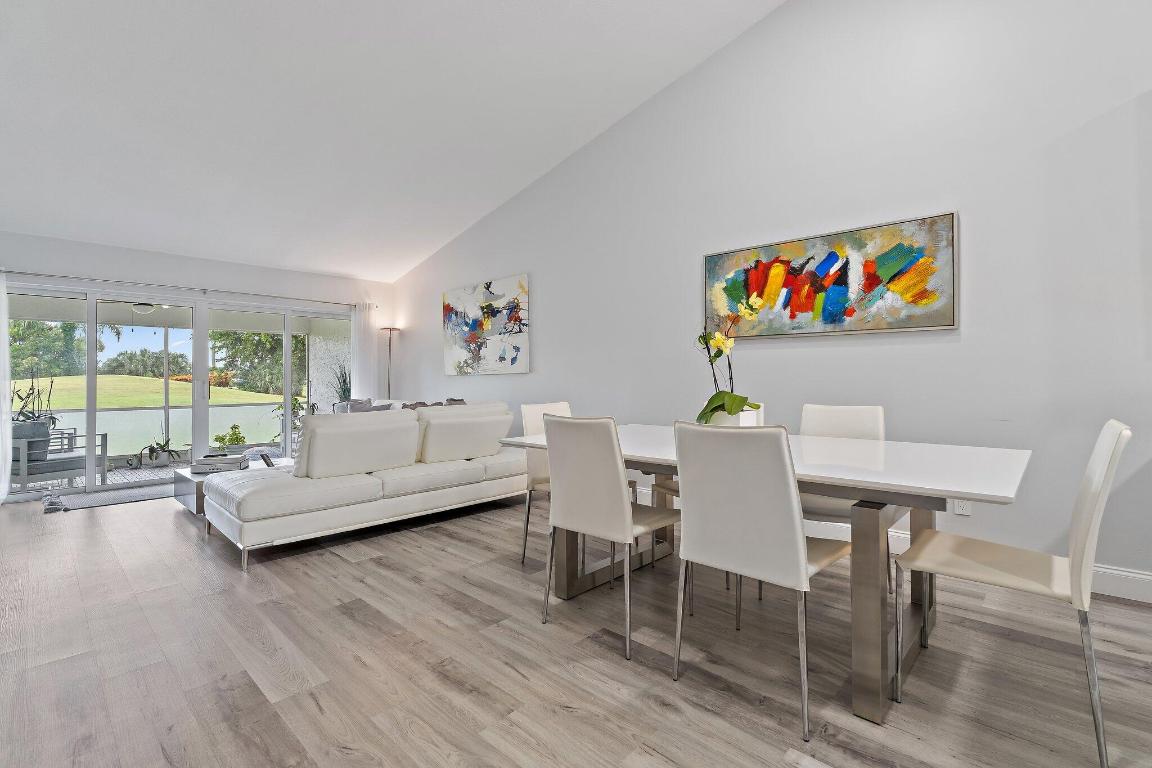 128 Moccasin Trail S