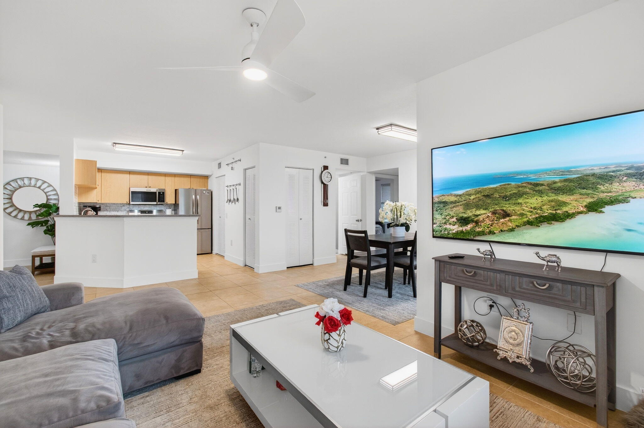 1202 Villa Circle
