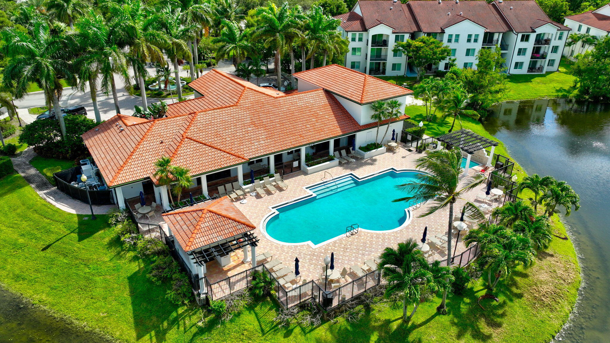1202 Villa Circle