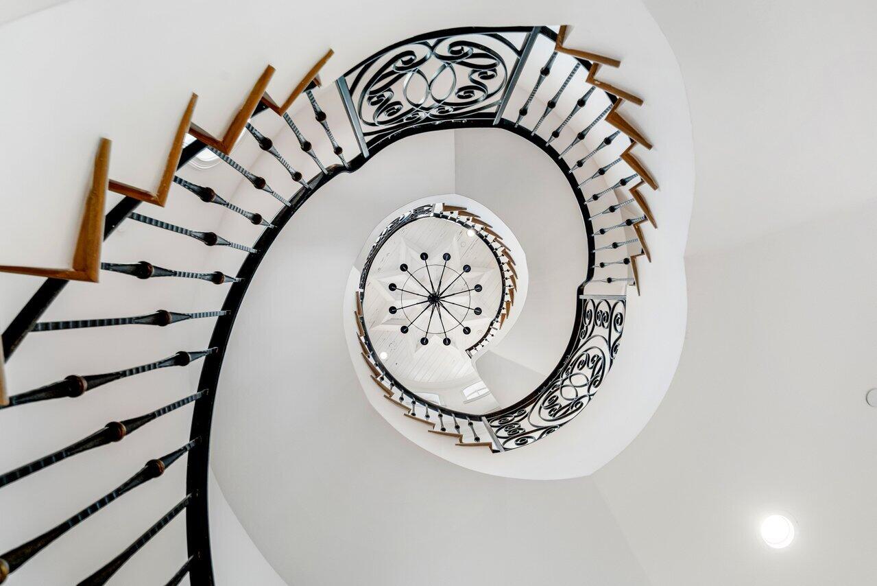 155 SE Spanish Trail