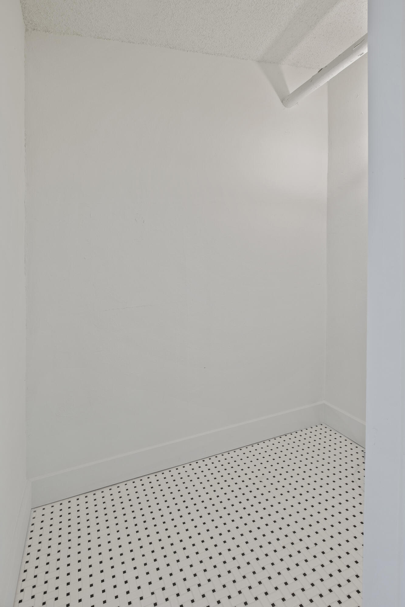 235 Sunrise Avenue 3103