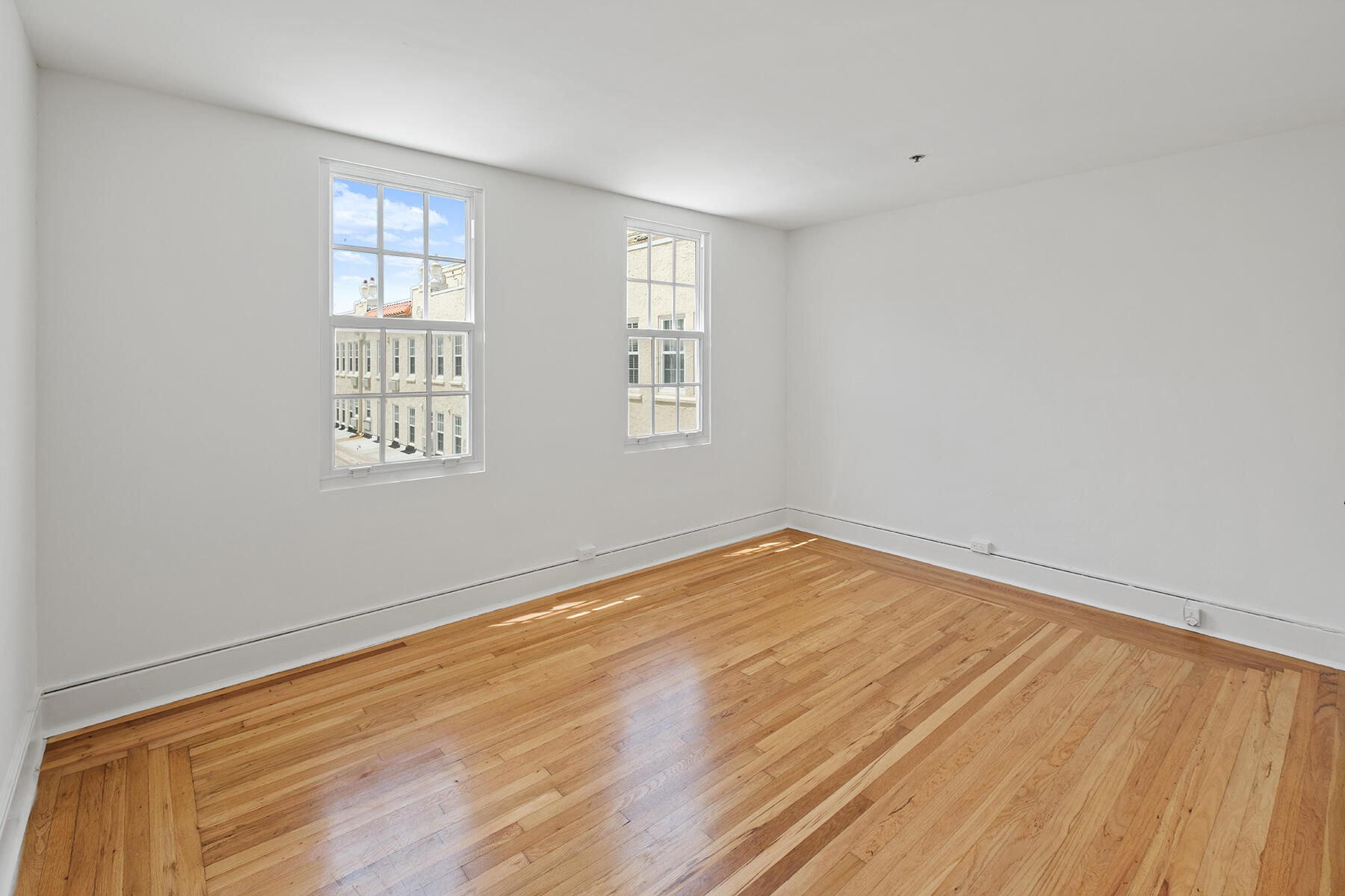 235 Sunrise Avenue 3103