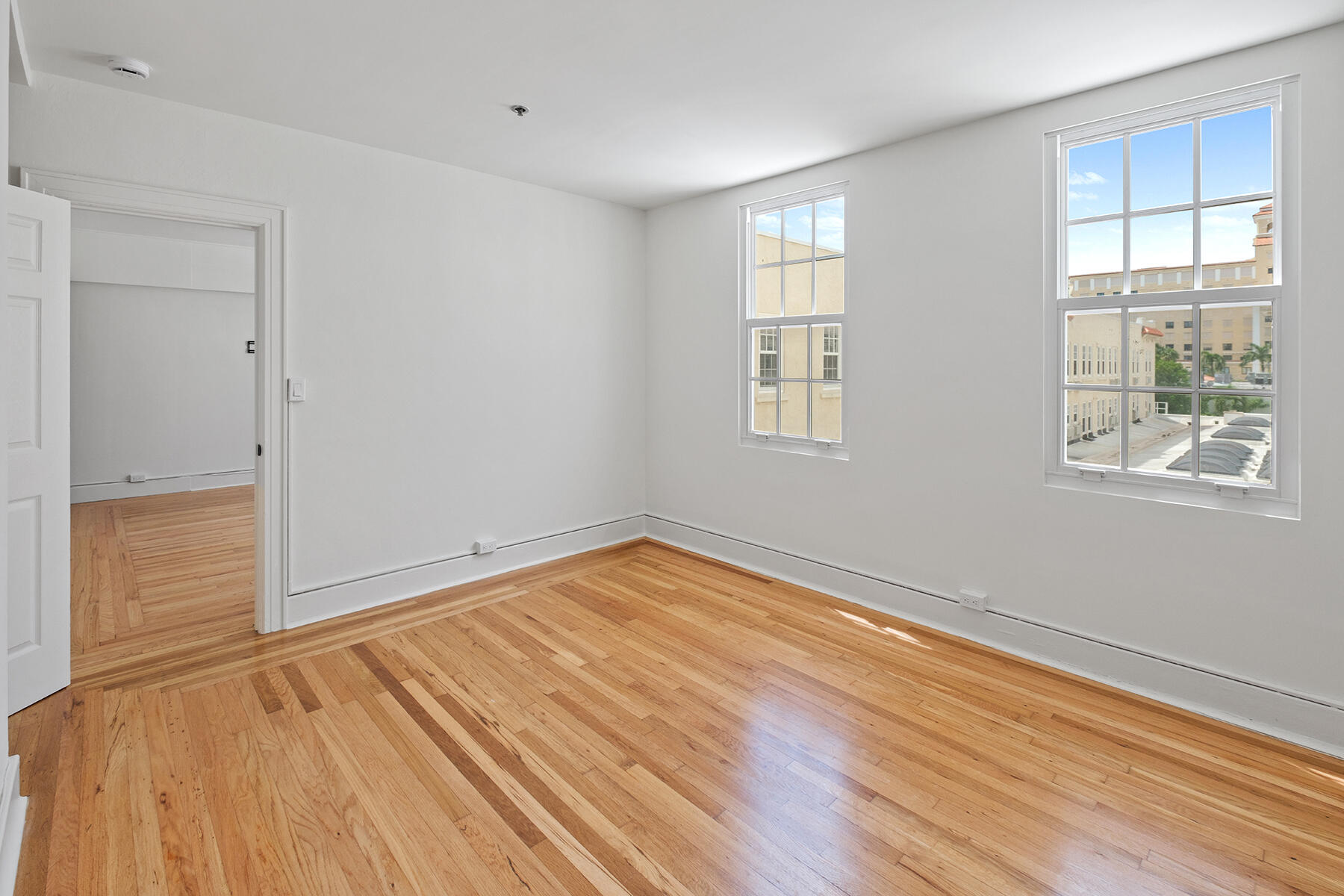 235 Sunrise Avenue 3103