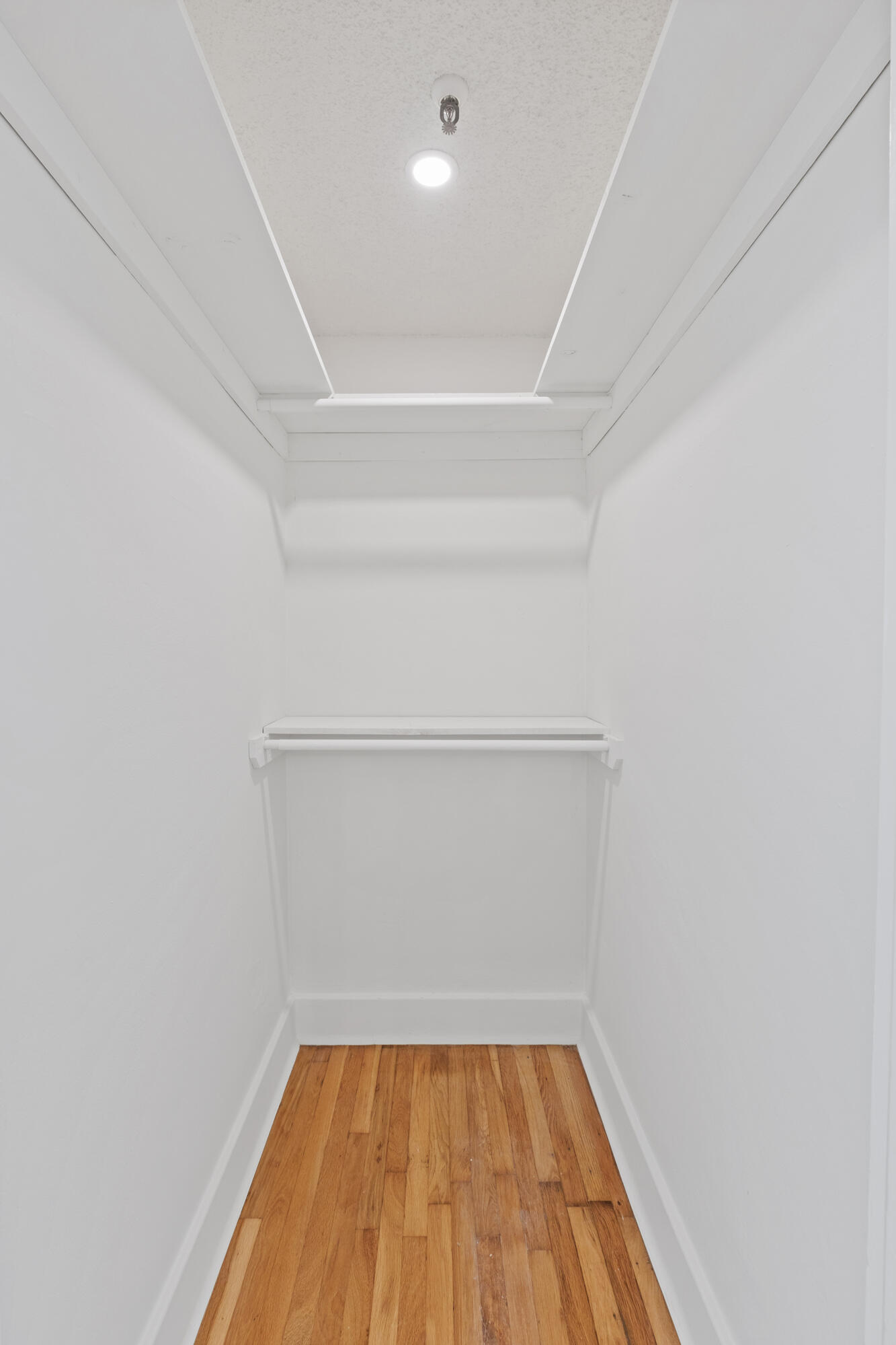 235 Sunrise Avenue 3103