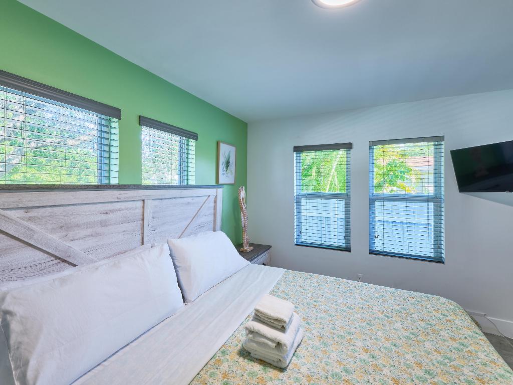 2020 Washington Street 1