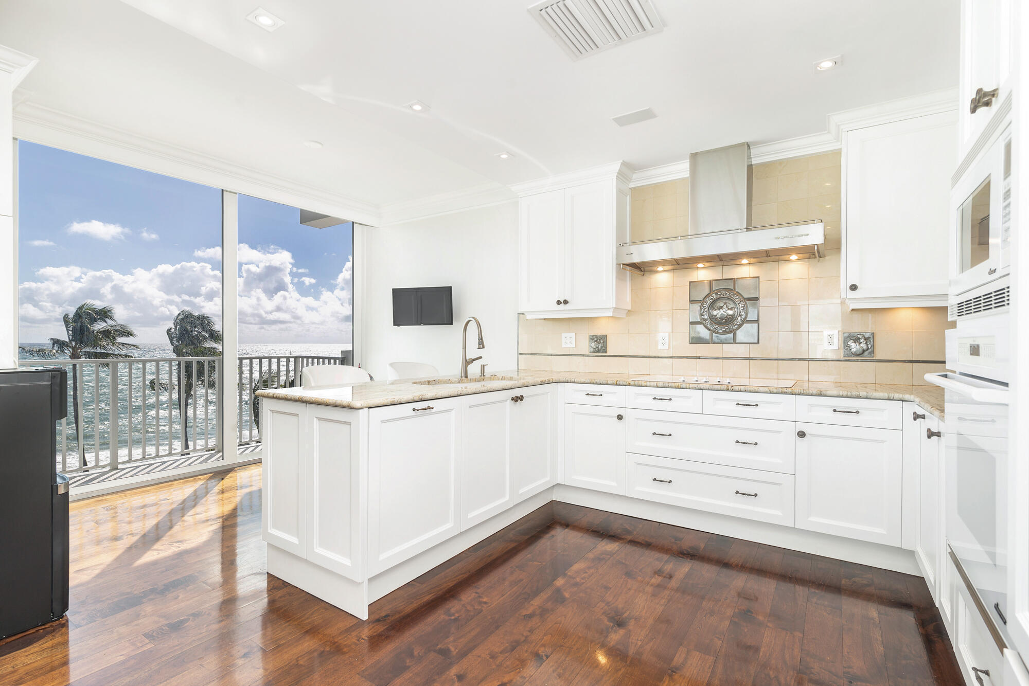 330 S Ocean Boulevard 5-D