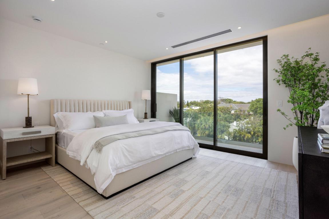 1252 George Bush Boulevard