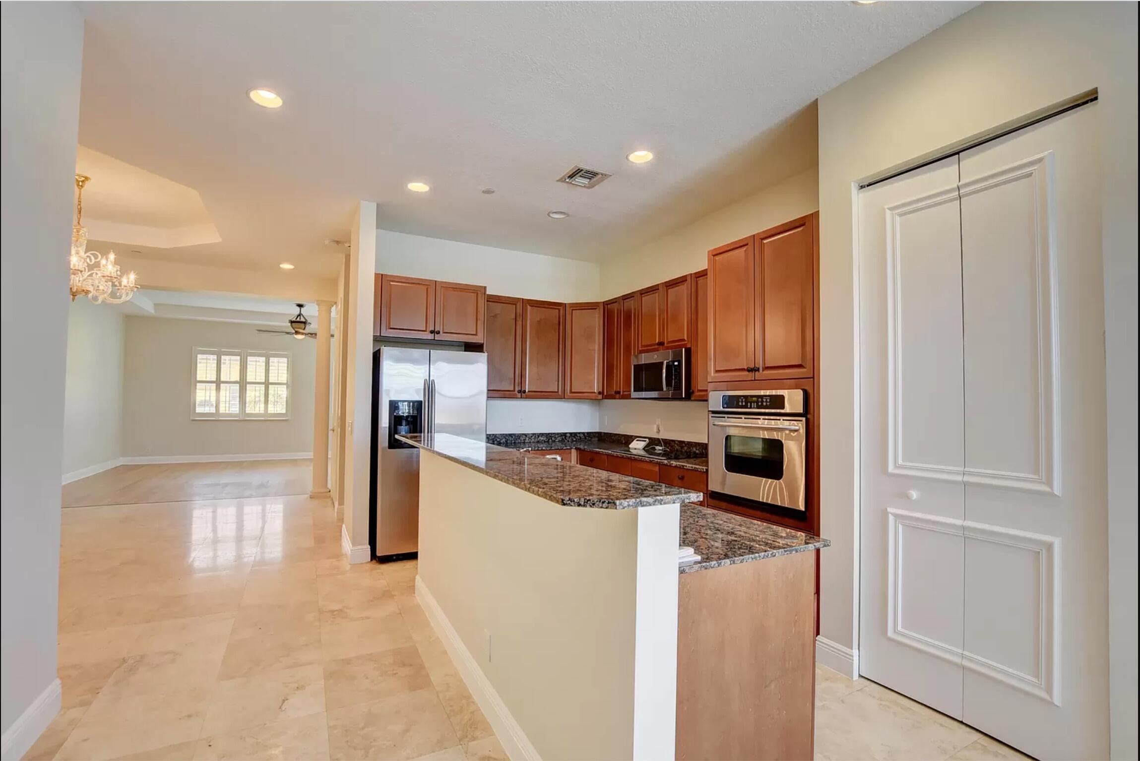 545 NE 69th Circle