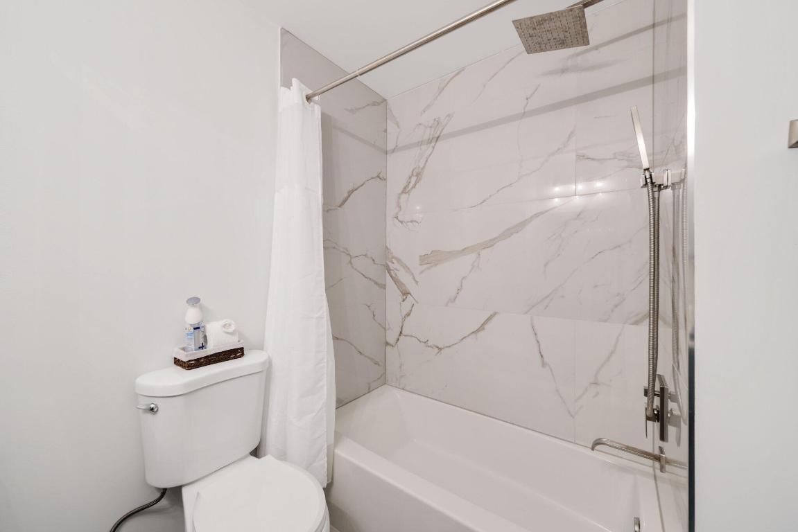 6057 Lauderdale Street