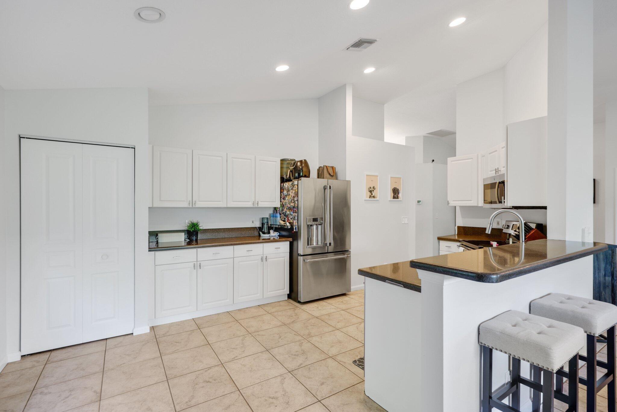 6057 Lauderdale Street