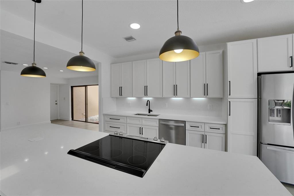 7850 Villa Nova Drive