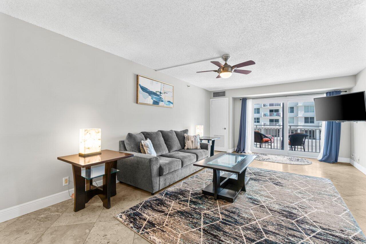 4511 S Ocean Boulevard 106