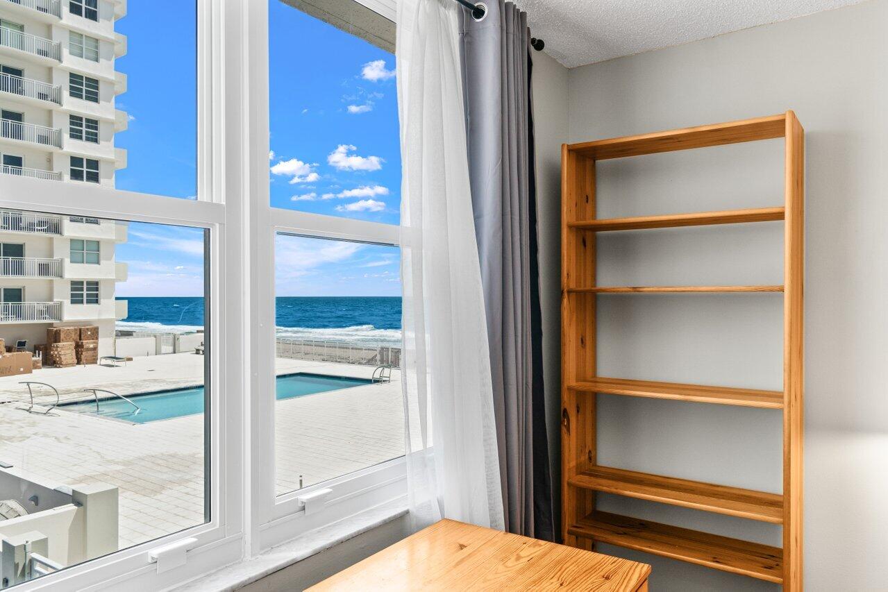 4511 S Ocean Boulevard 106