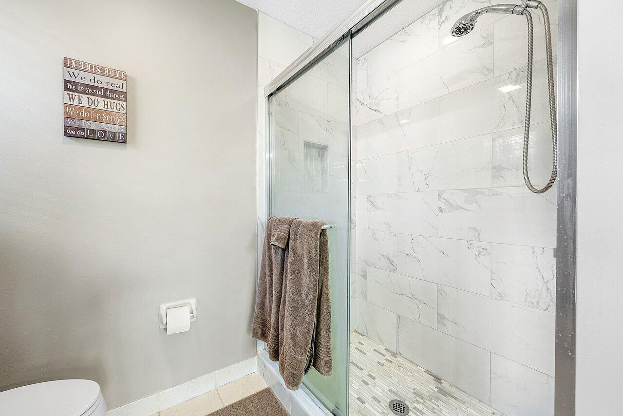 4835 N Classical Boulevard