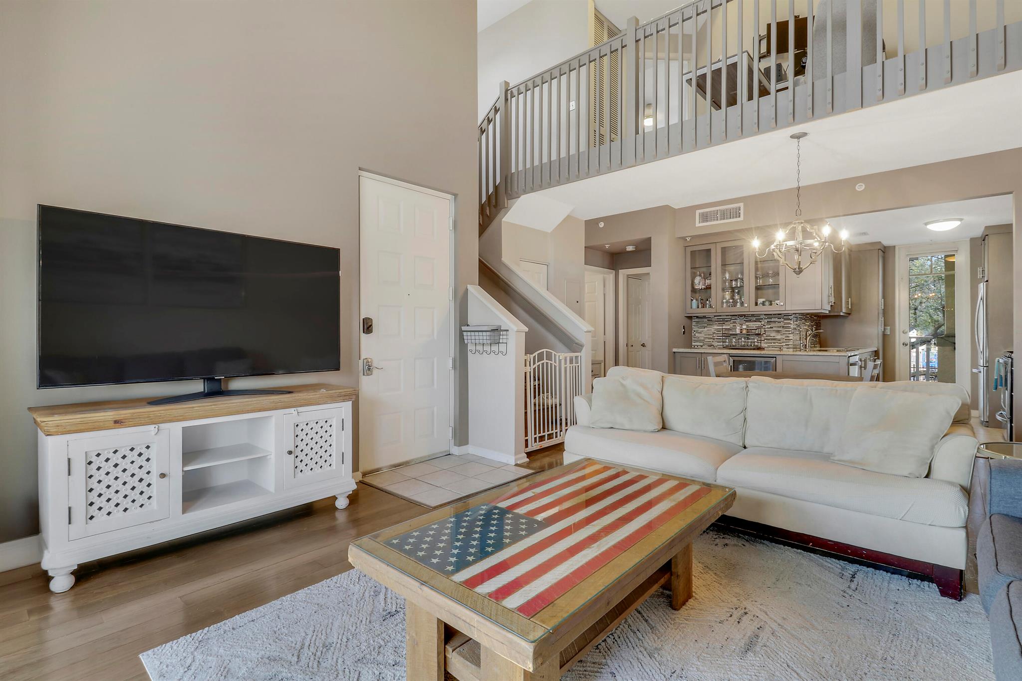 1152 University Boulevard 22