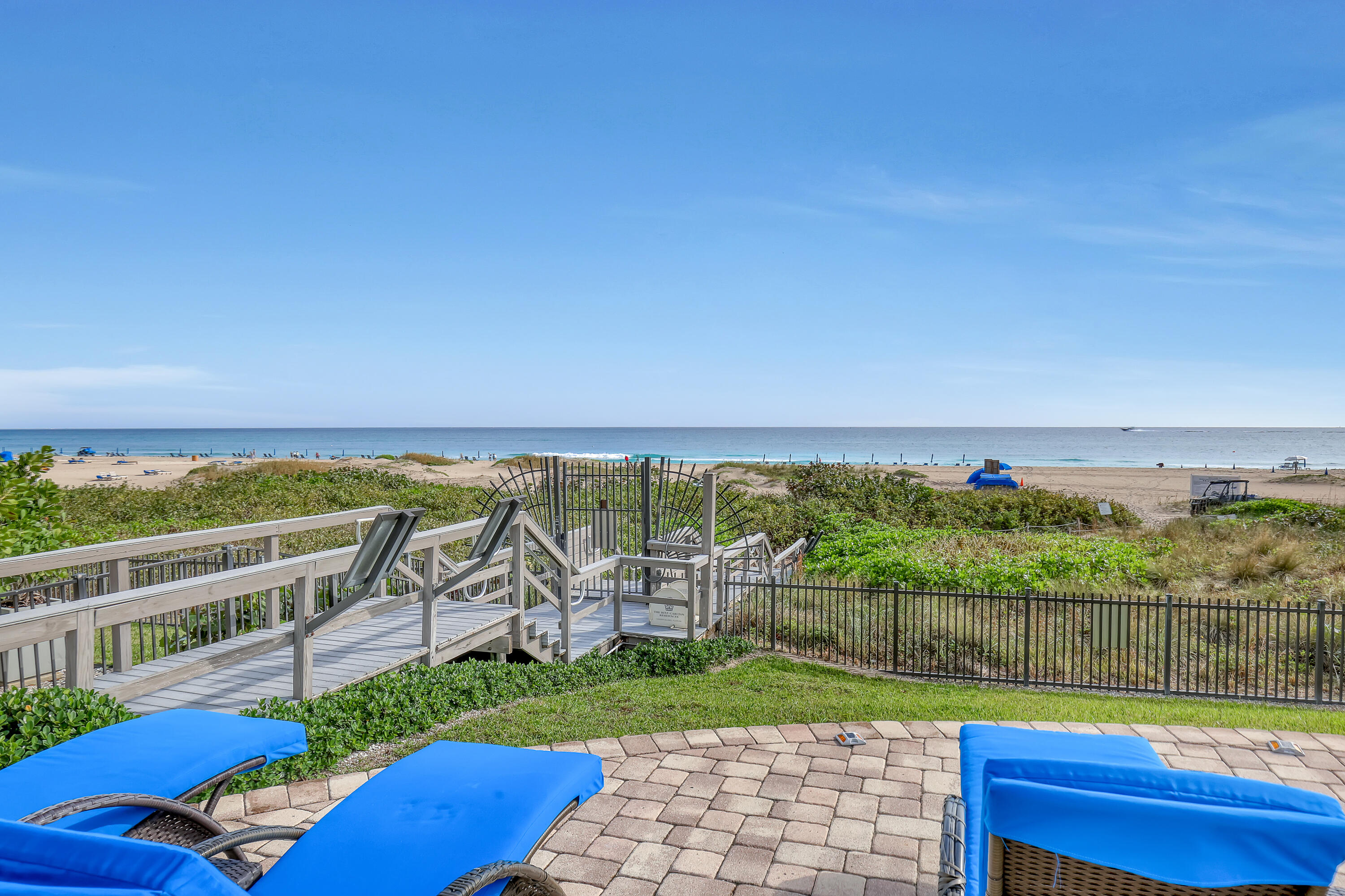 2700 N Ocean Drive 2105b