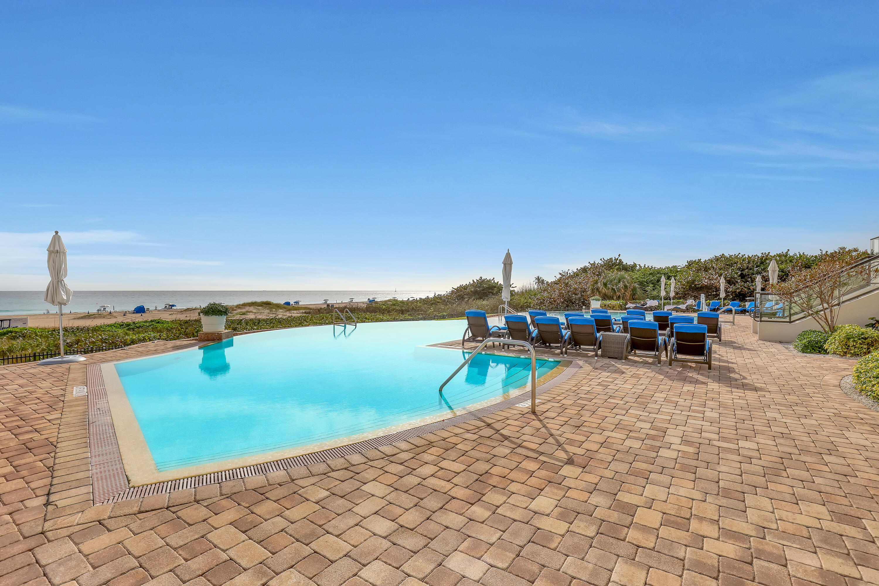 2700 N Ocean Drive 2105b