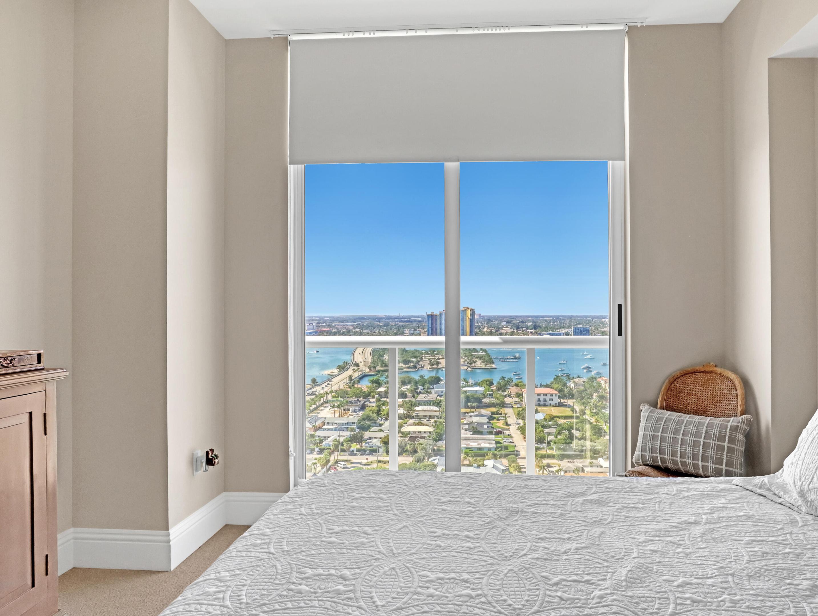 2700 N Ocean Drive 2105b