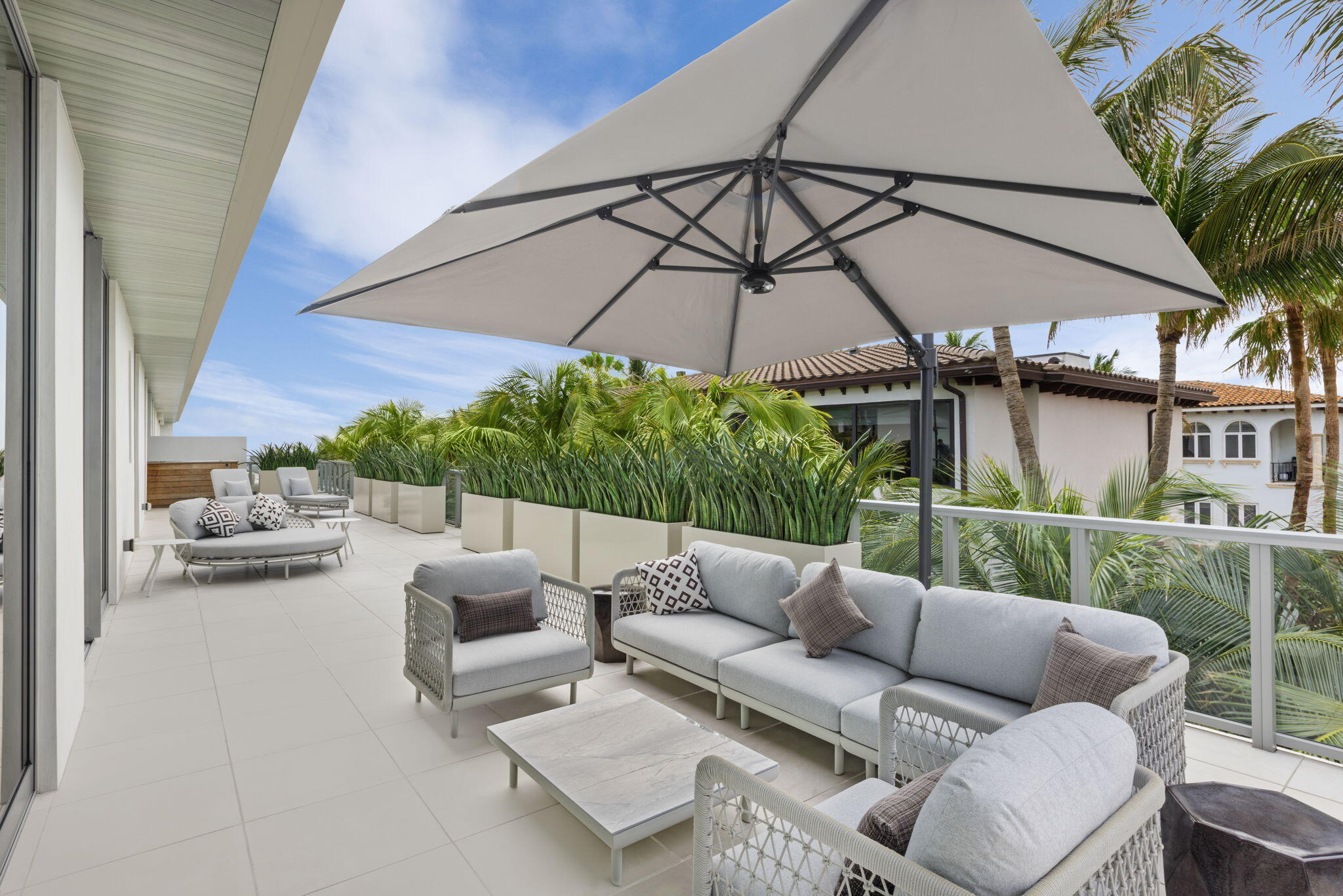 1625 S Ocean Boulevard 11