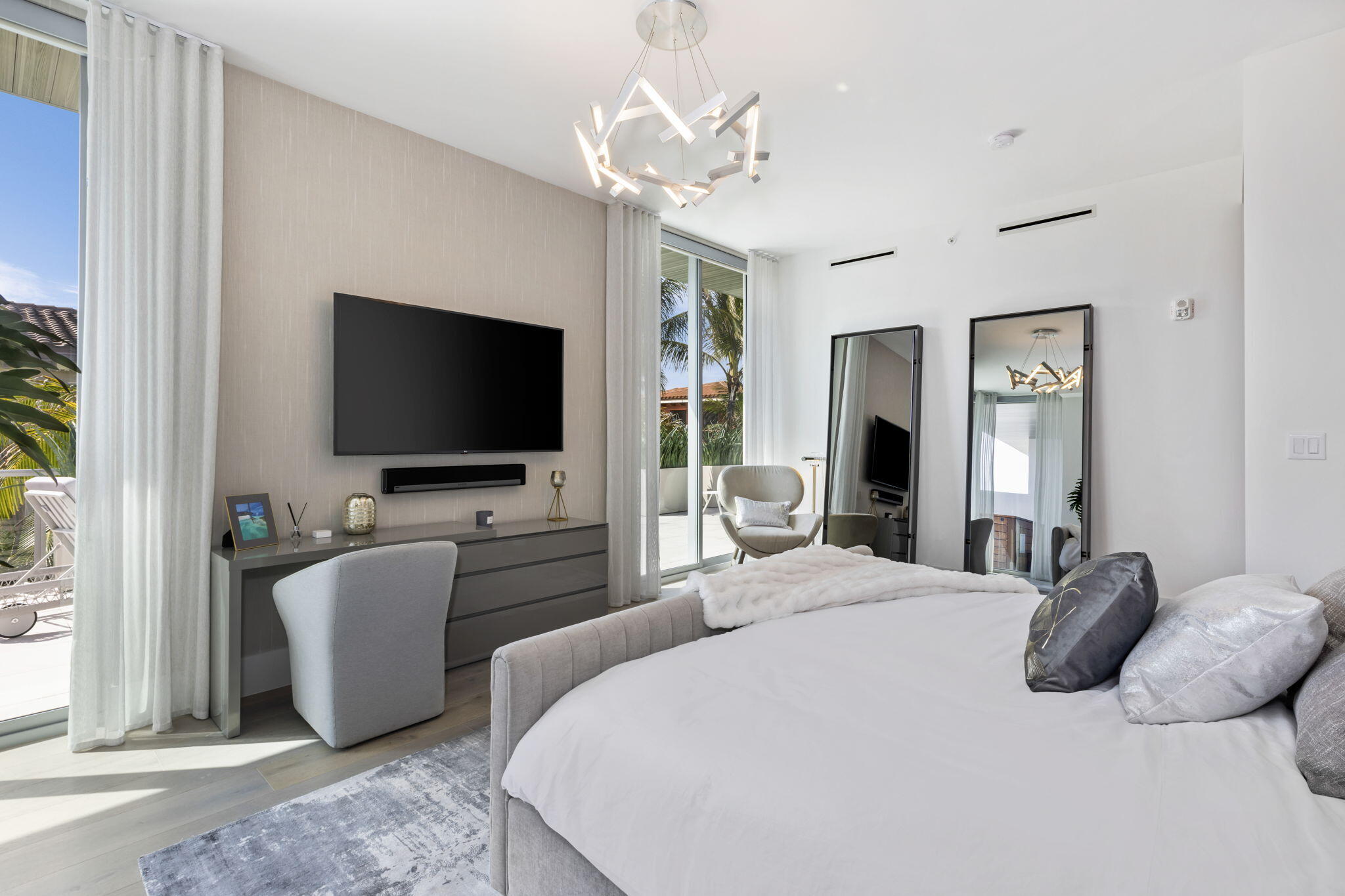 1625 S Ocean Boulevard 11