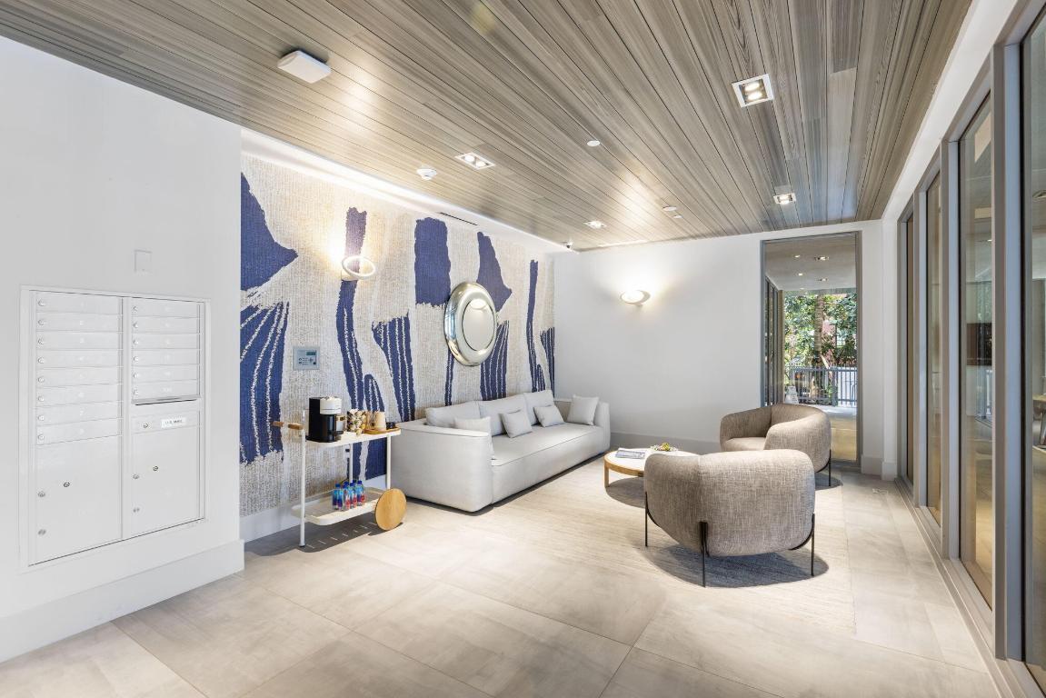 1625 S Ocean Boulevard 11