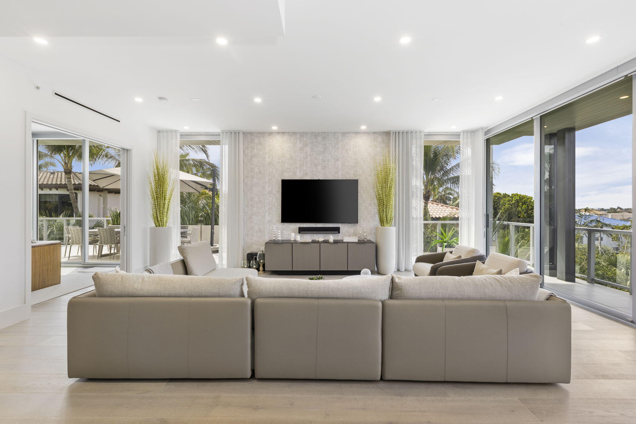 1625 S Ocean Boulevard 11