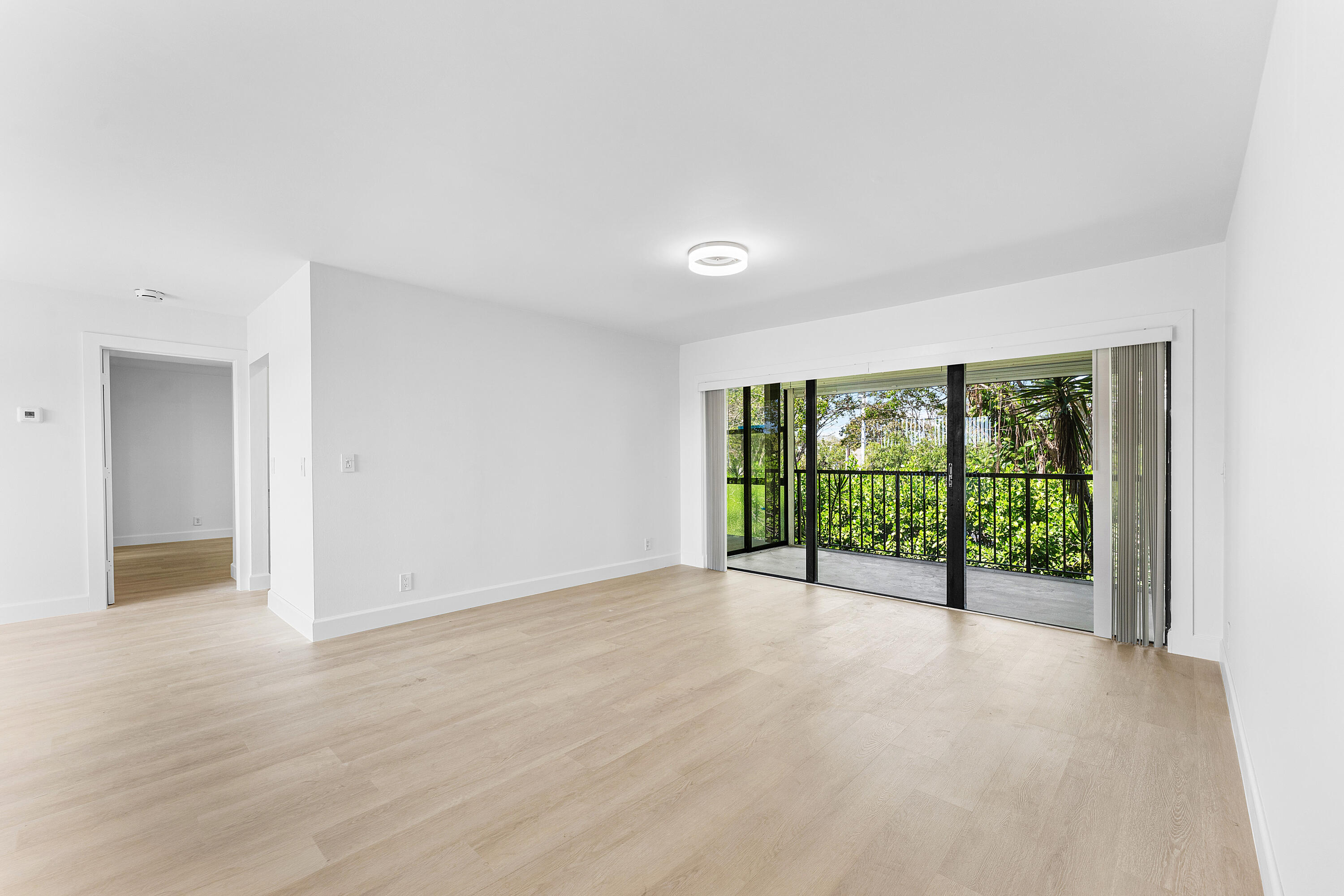 1040 Homewood Boulevard L202