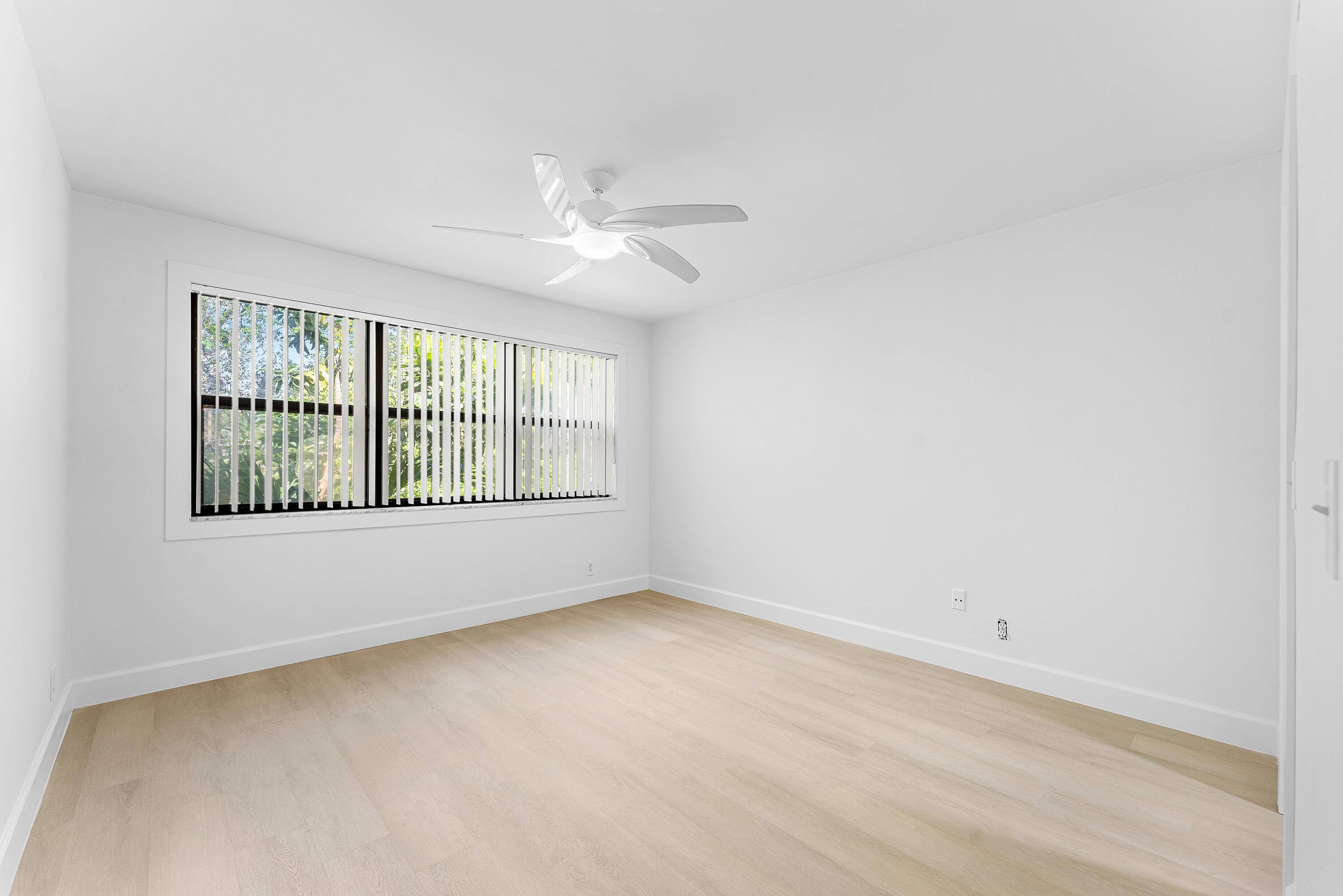 1040 Homewood Boulevard L202