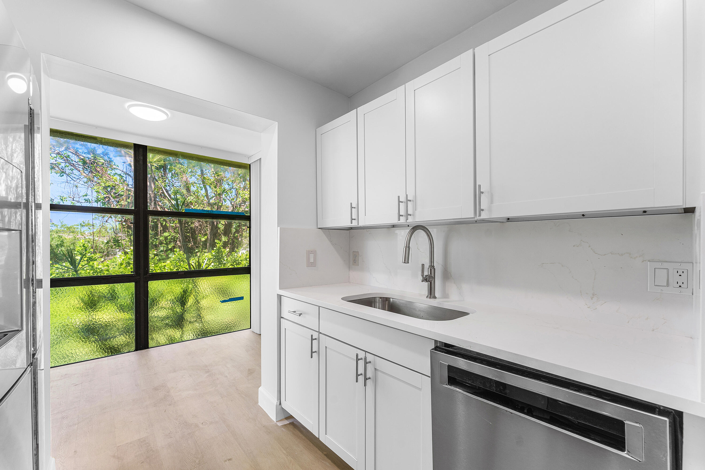 1040 Homewood Boulevard L202