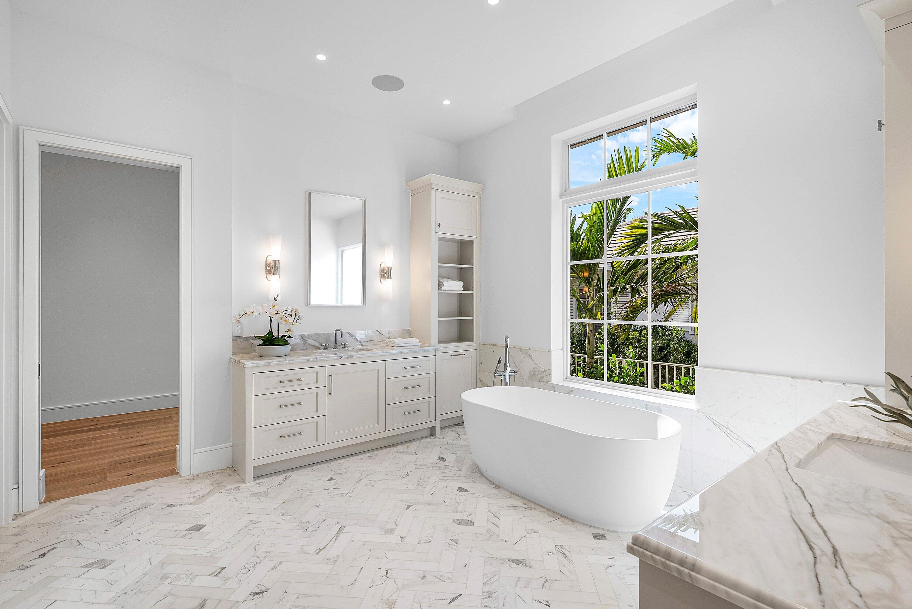 1105 Harbor Drive
