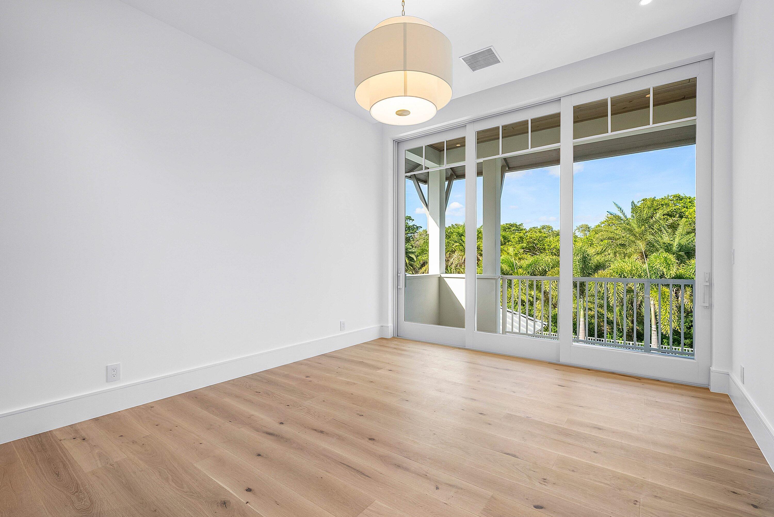 1105 Harbor Drive