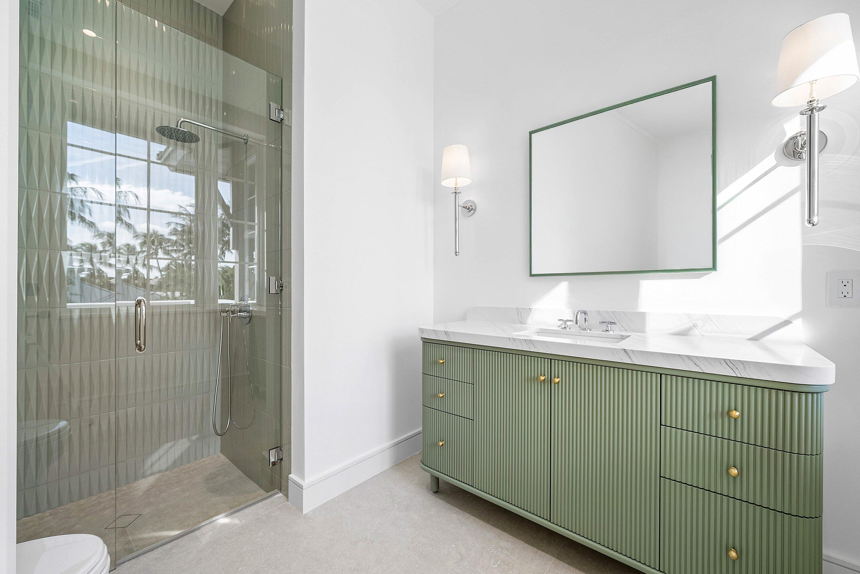 1105 Harbor Drive