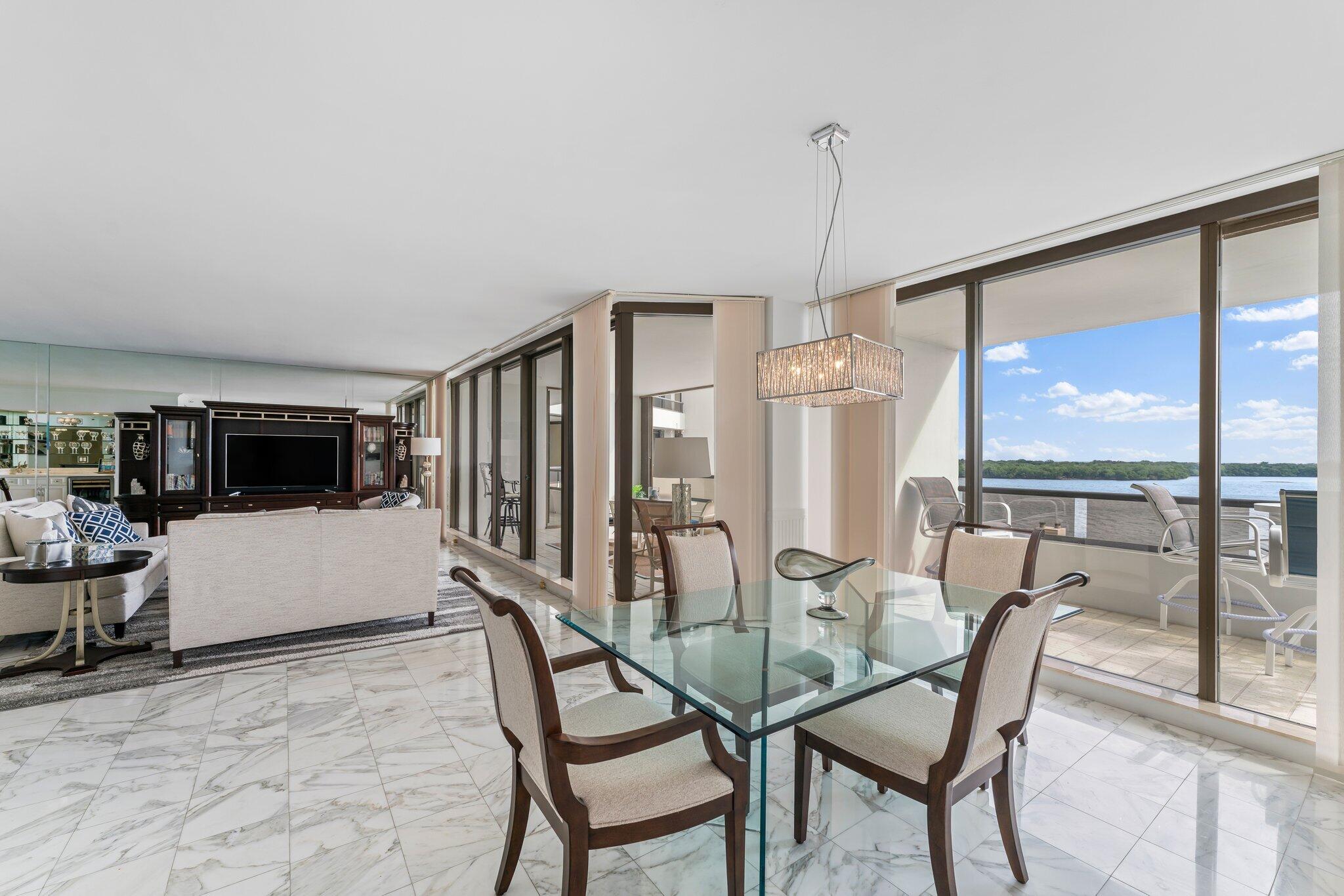 100 Lakeshore Drive 457