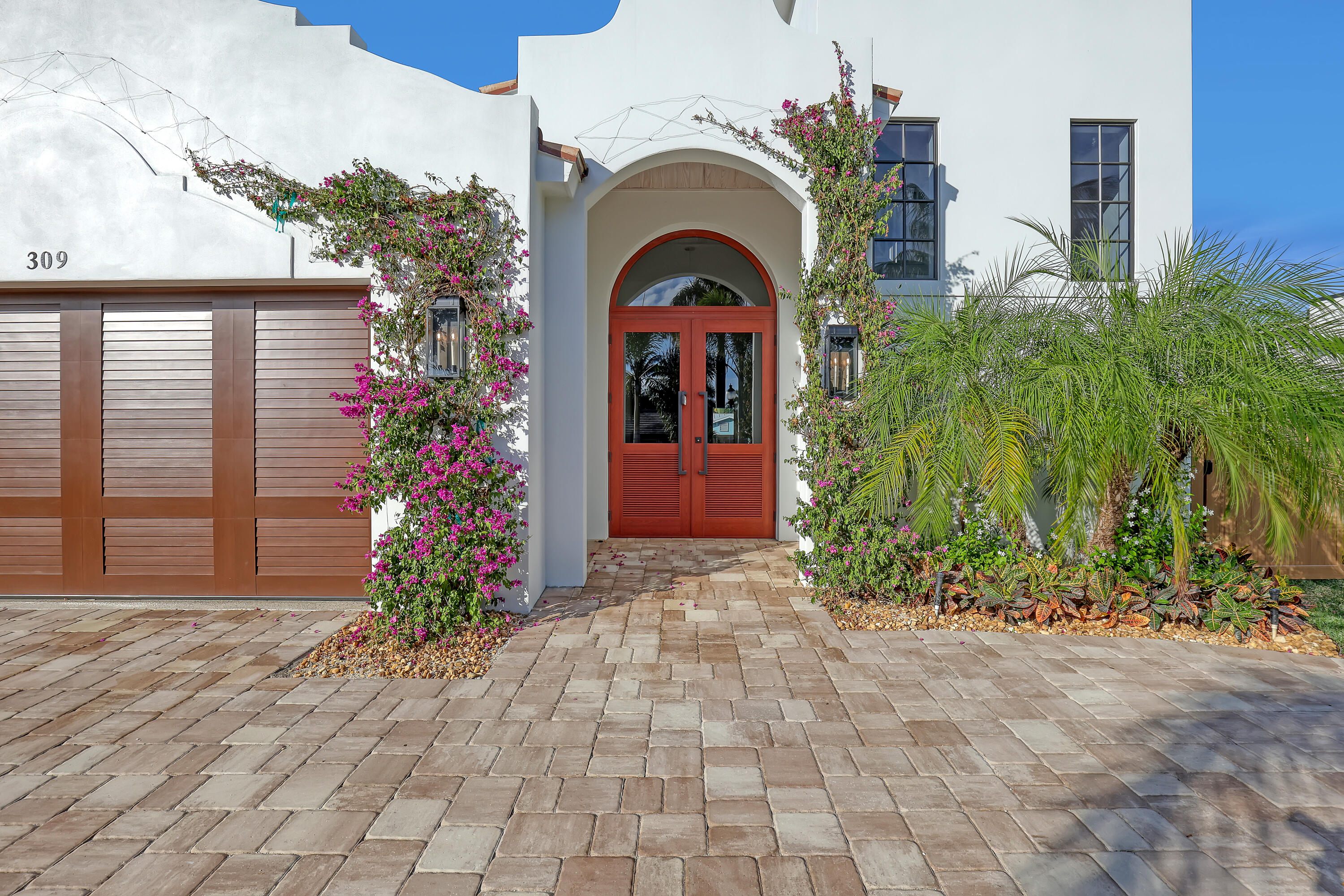 309 Cascade Lane