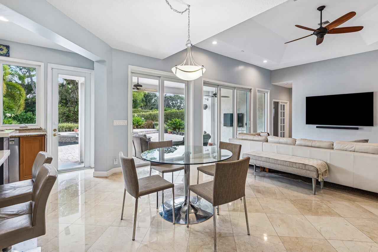 2450 NW 41st Street