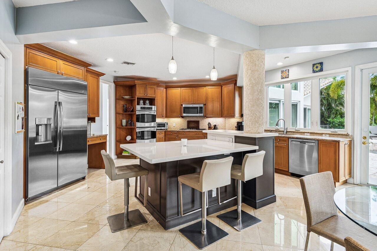 2450 NW 41st Street