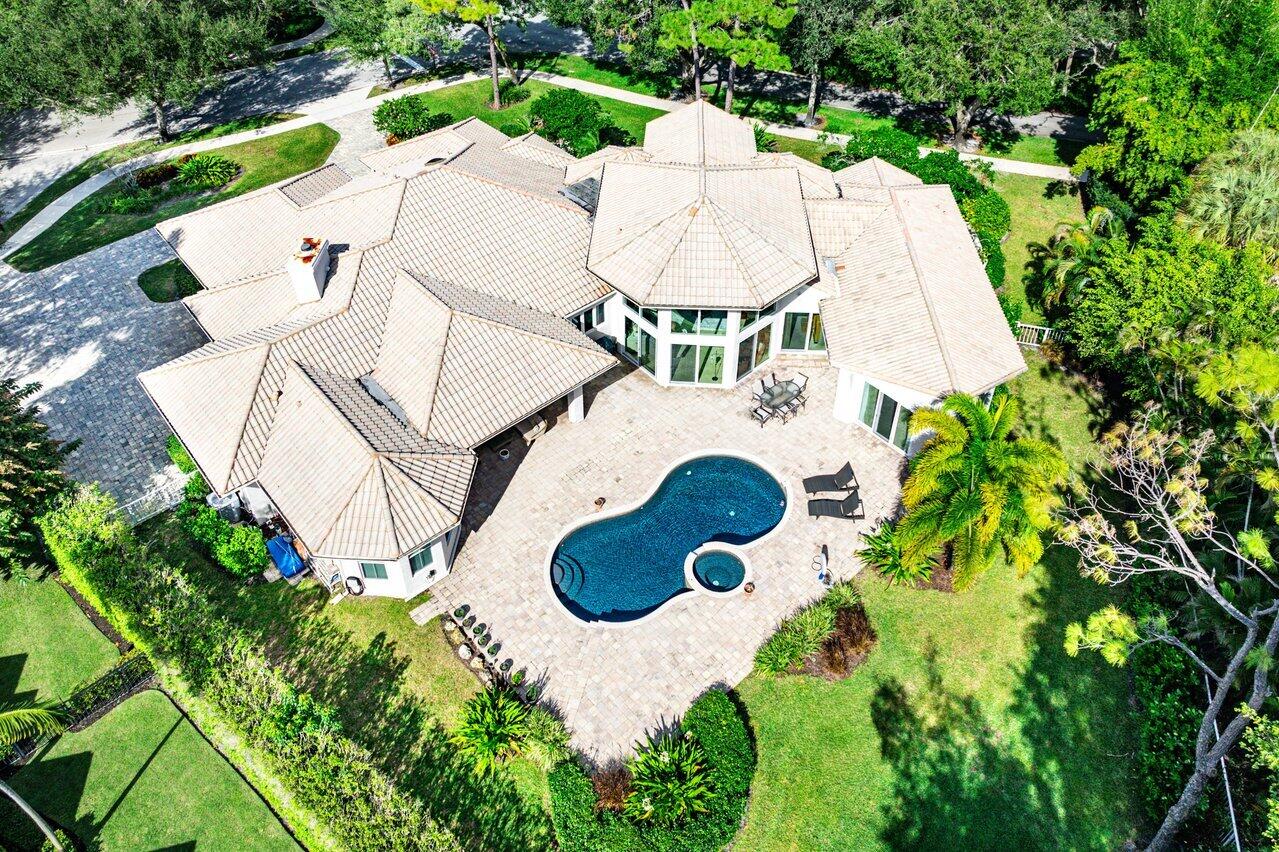2450 NW 41st Street