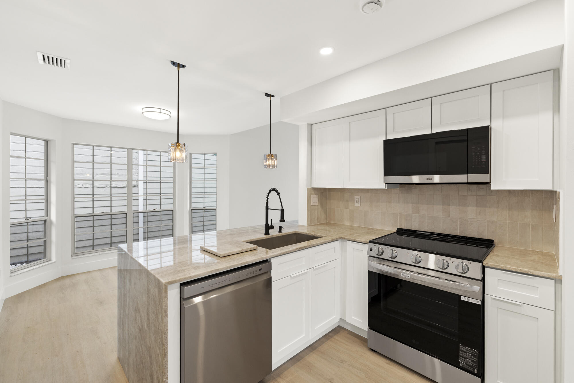 5115 Coronado Ridge