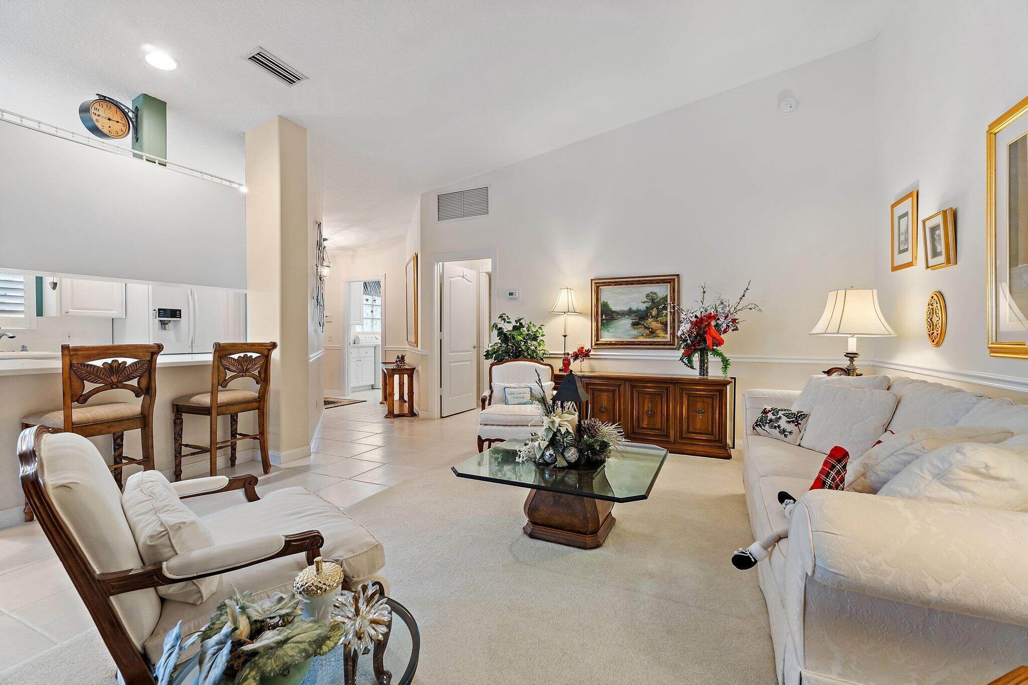 9054 SE Hawks Nest Court