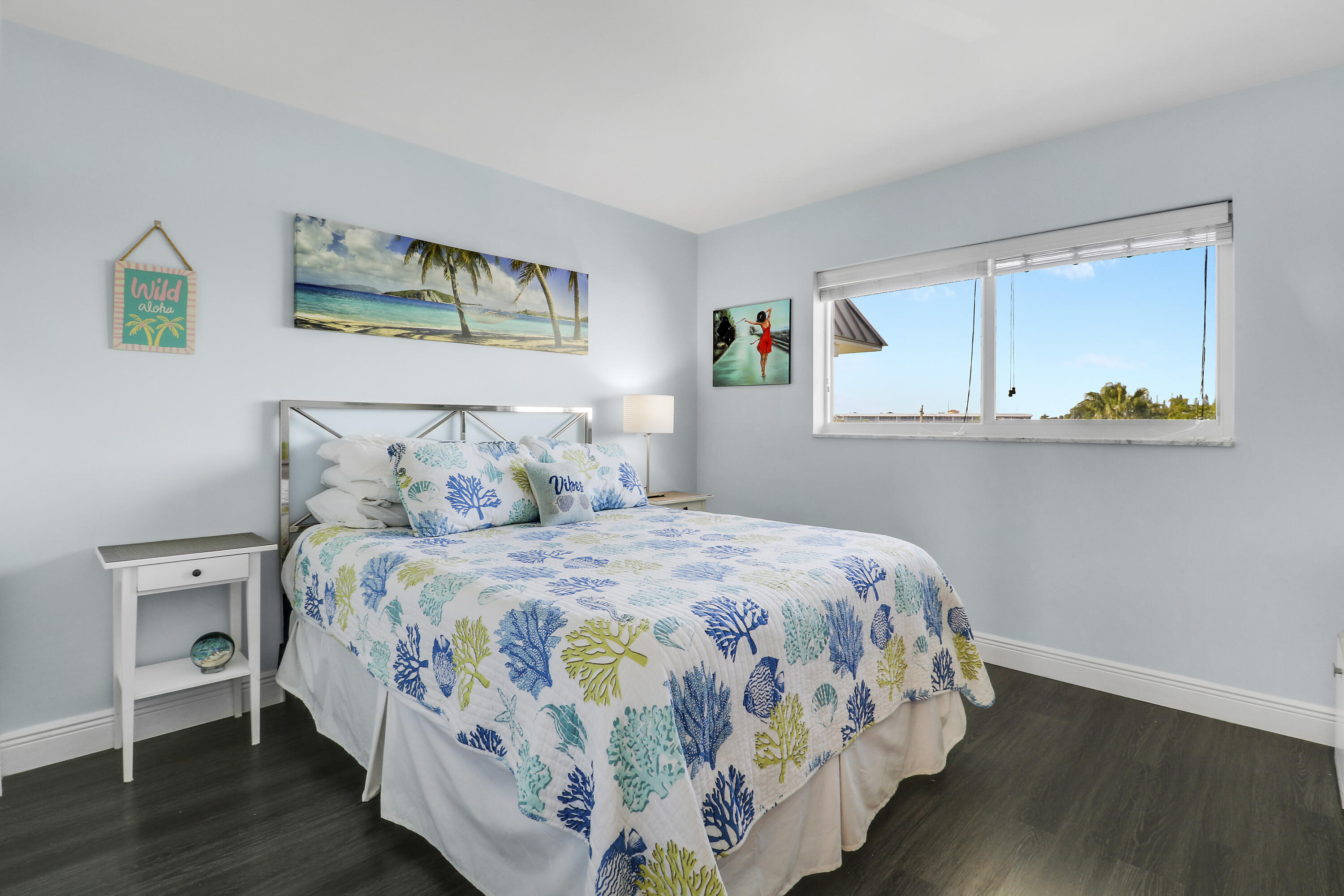 52 Yacht Club Drive 402