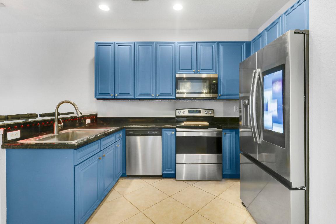 107 Pond Apple Lane 102