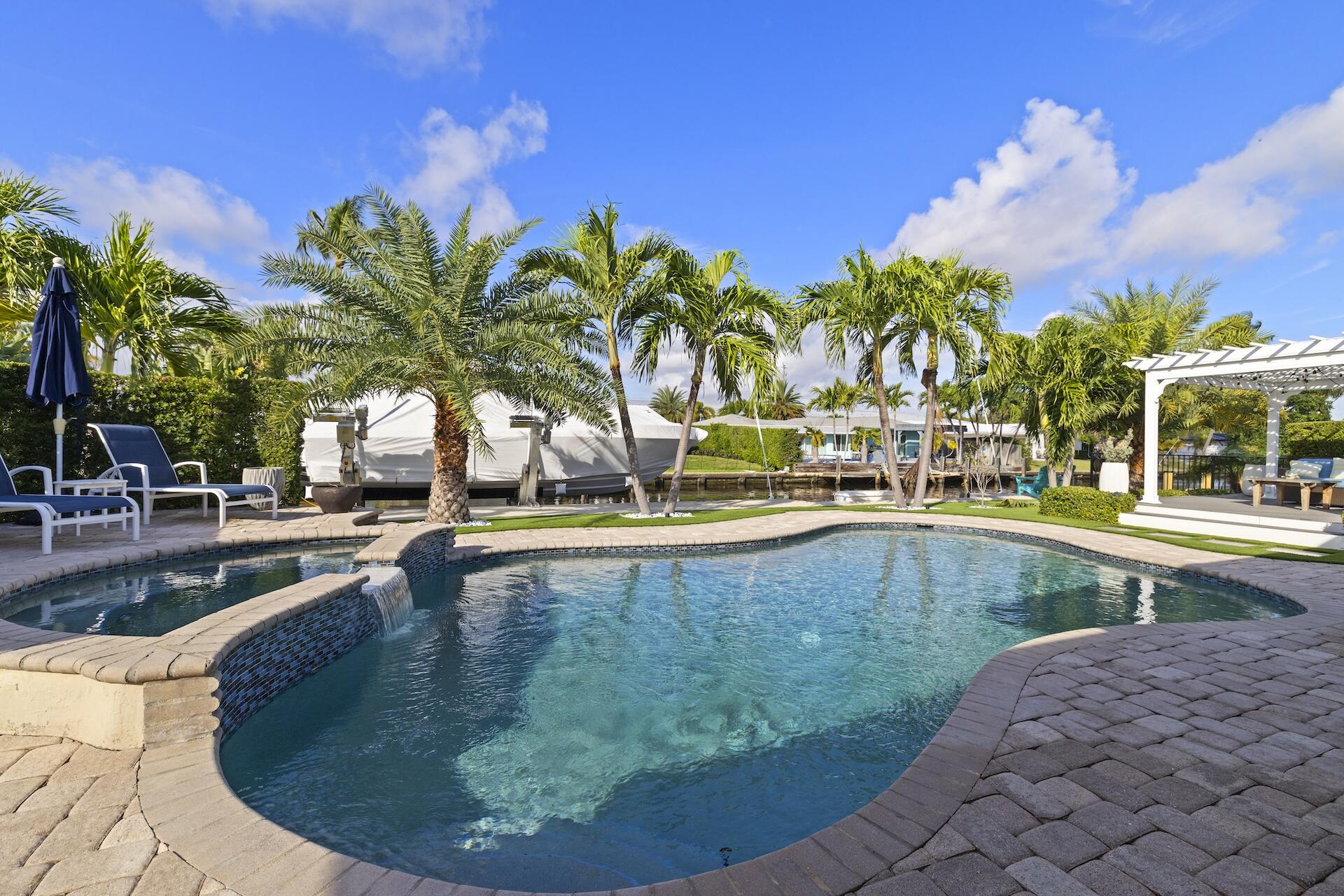 6251 NE 19th Terrace