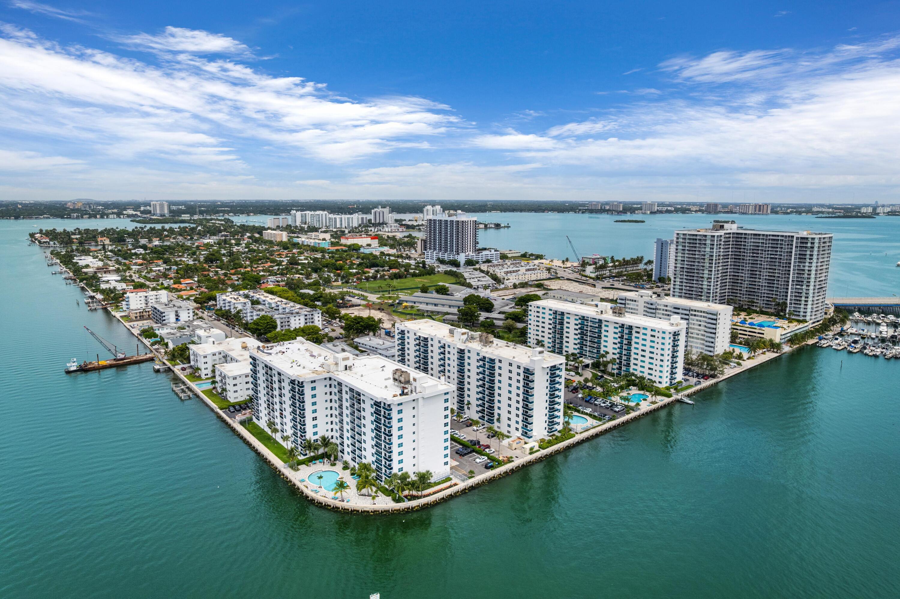 7501 E Treasure Drive 8n