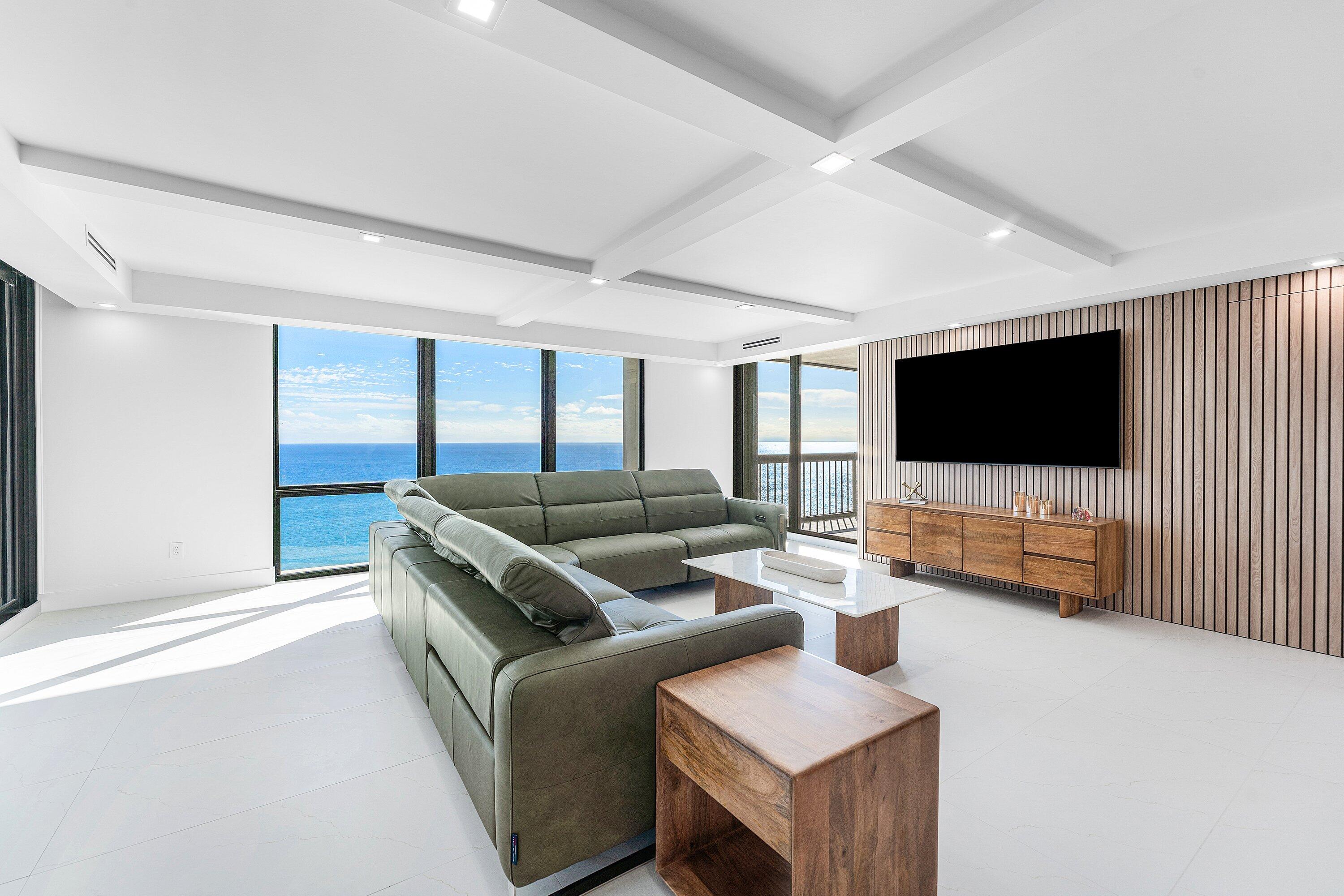 5380 N Ocean Drive 19d