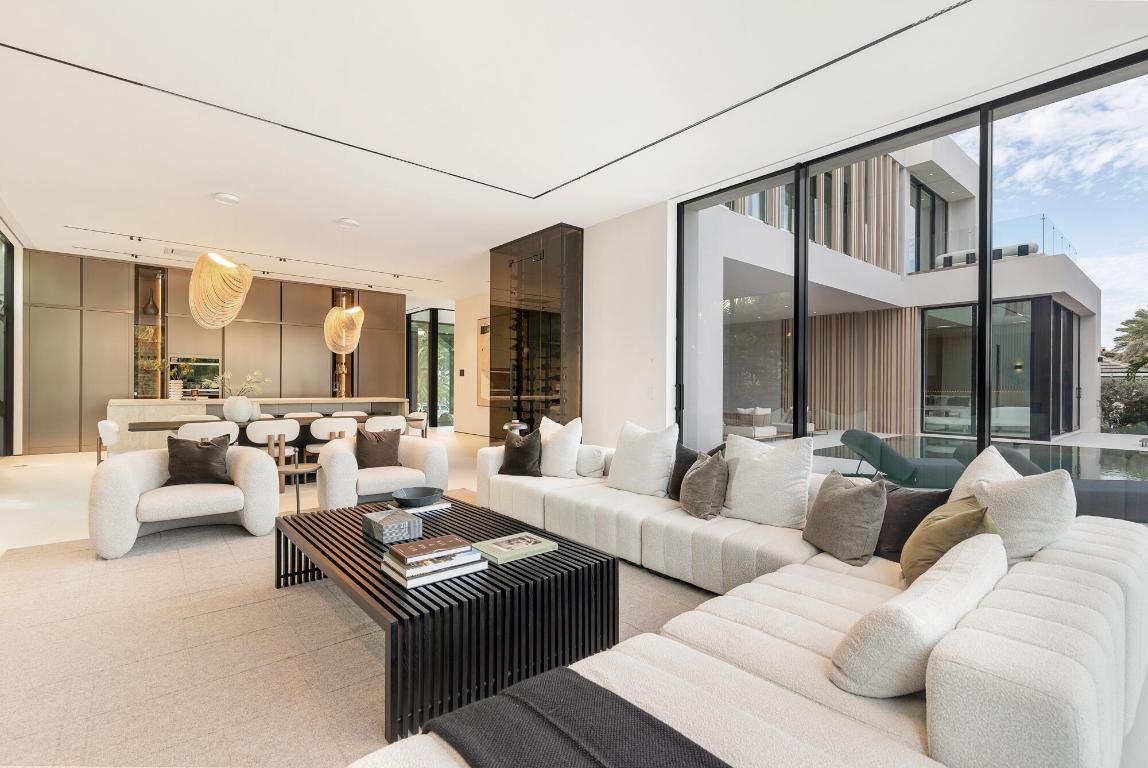 35 Spoonbill Road, Manalapan