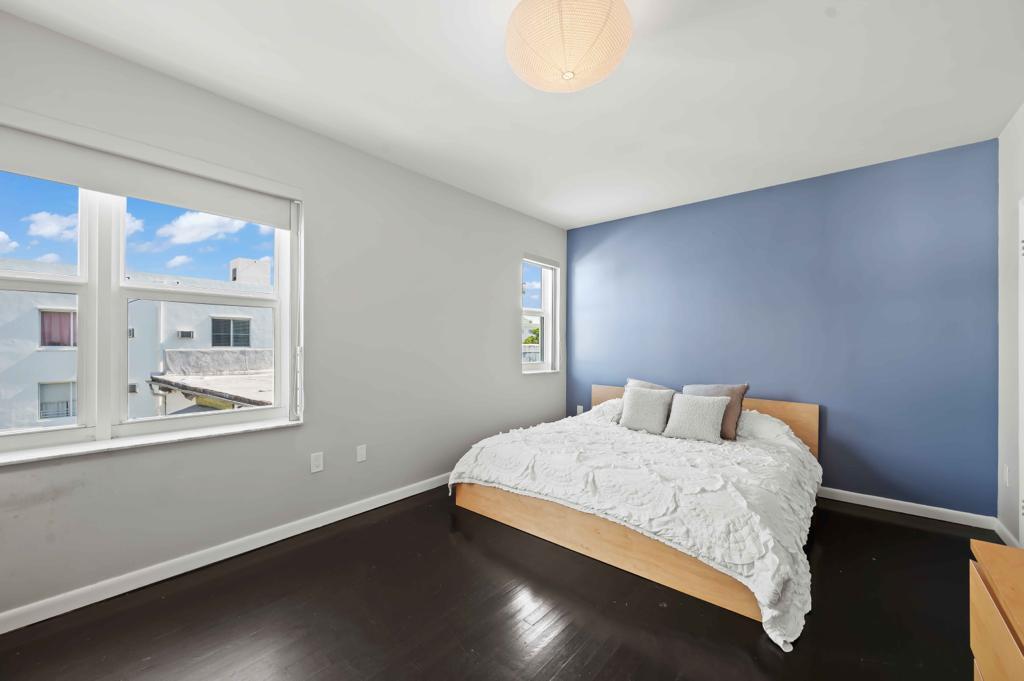 802 Euclid Avenue 303