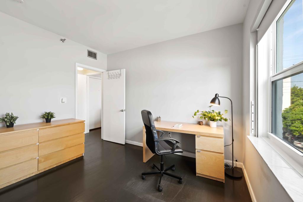 802 Euclid Avenue 303