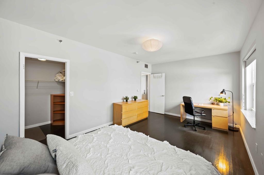 802 Euclid Avenue 303