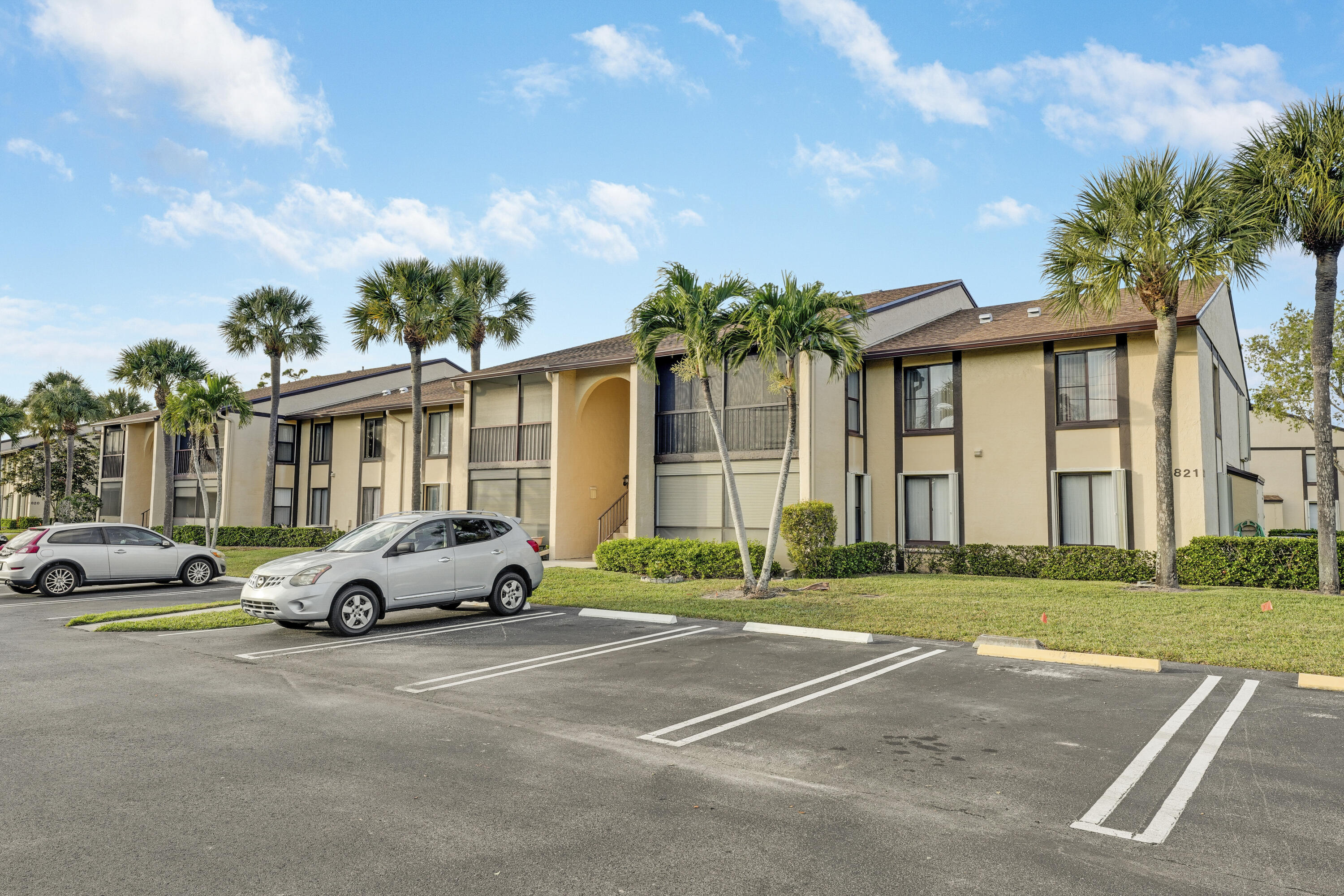 821 Sky Pine Way D2, Greenacres Unit: D2